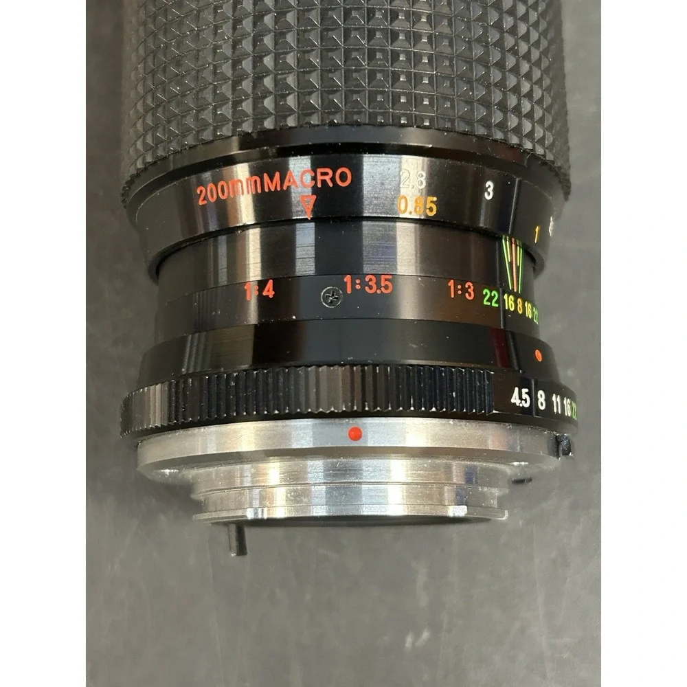 Rokinon Auto Zoom Multi Coated Macro 1:4.5 f=80-200mm Lens